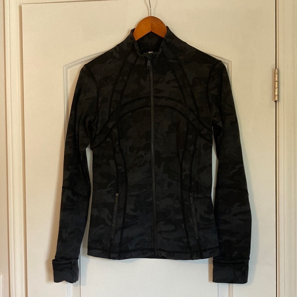 Lululemon black camo define jacket